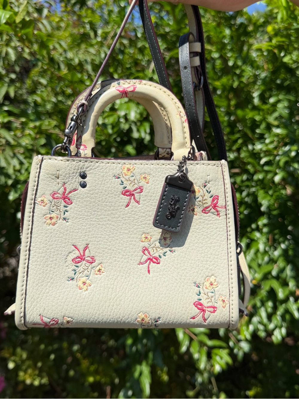 Coach Rogue 17 with Floral Bow Print (26835)